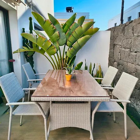 Costa Nyaraló Costa Teguise